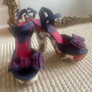 Rampage Jean & Floral Print Platform Heels 6.5M